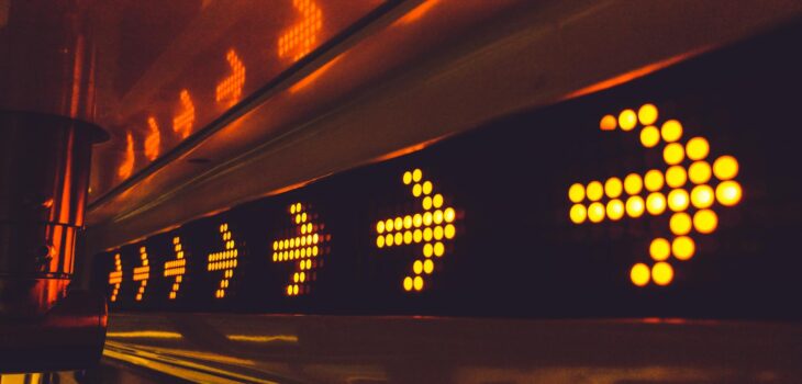 yellow arrow led signage